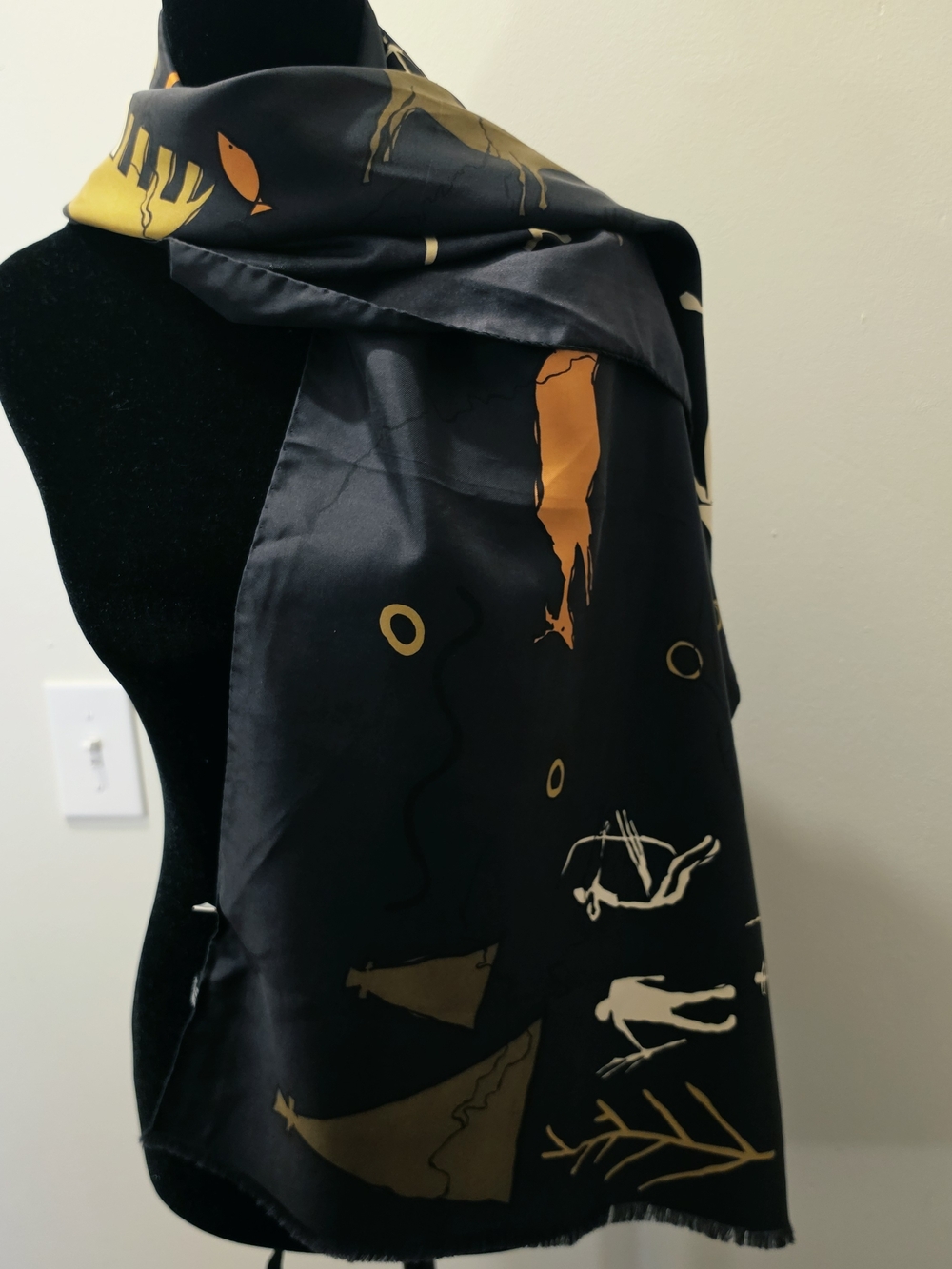 Natural Wonders Black 100% Silk Scarf Ethnic Animal Hunter Print Made In Italy